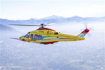 【全球大搜奇】AW139直升機 首度純永續燃料飛行