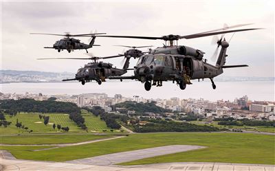 駐日美軍「HH-60G」直升機 告別沖繩飛行