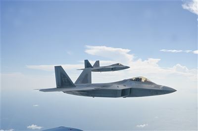 美F-22輪駐嘉手納 強化第一島鏈空防