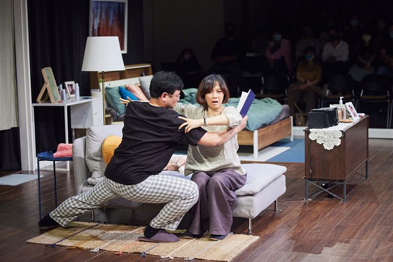 舞台劇《婚內失戀》水源劇場上演 鄧惠文直言積怨傷害婚姻2
