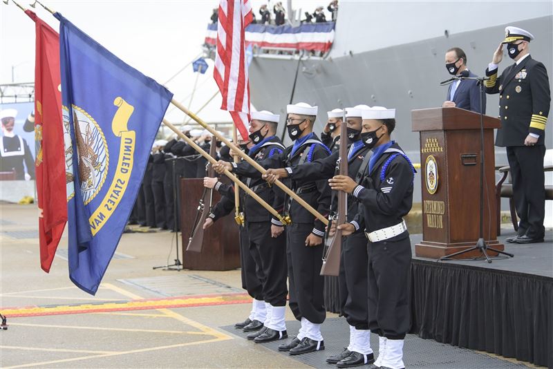 美海軍紀念「柯爾號」事件20周年3