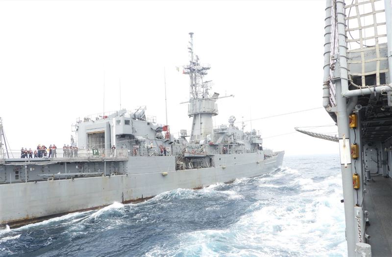 宜陽軍艦雙艦科目結訓測考 完成海上整補1