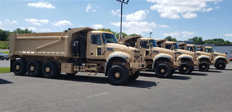 【強化極寒氣候戰力】美陸軍新型重型傾卸卡車 加裝引擎預熱裝置1