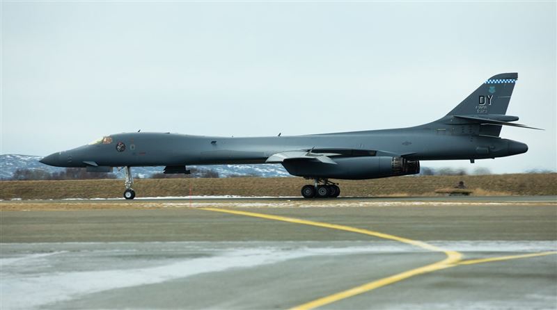 抗俄 美B-1B轟炸機首度部署挪威2