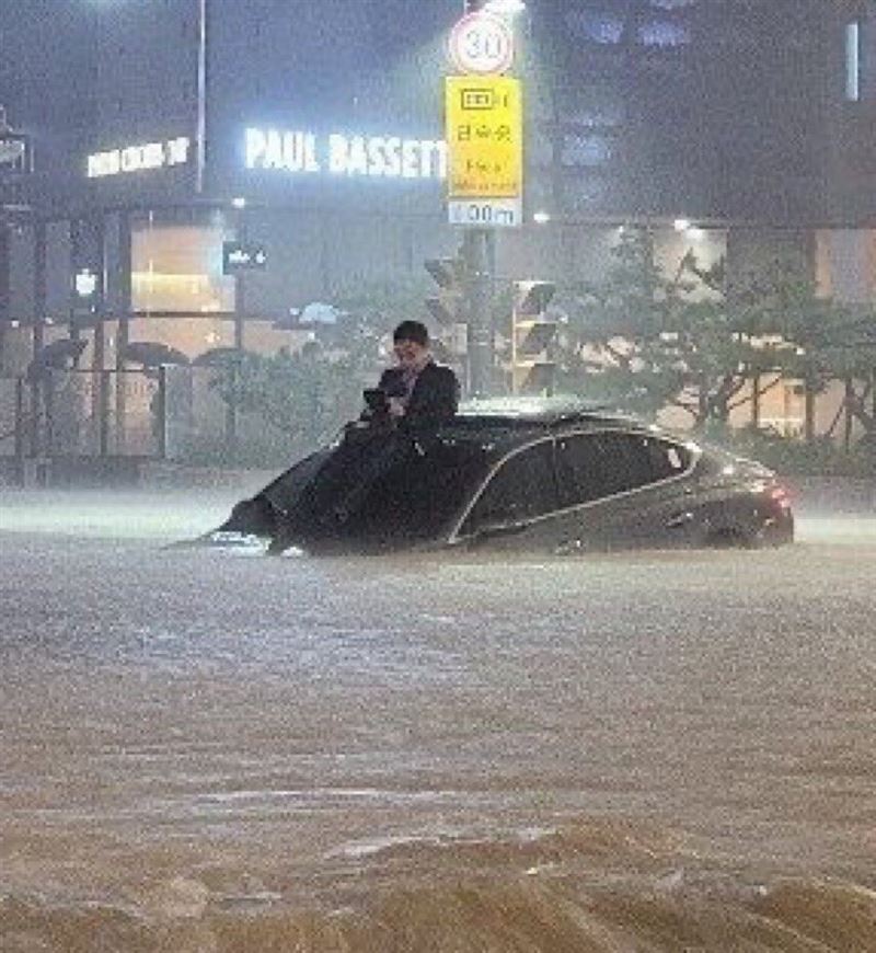 首爾破紀錄暴雨釀災 9死6失蹤2