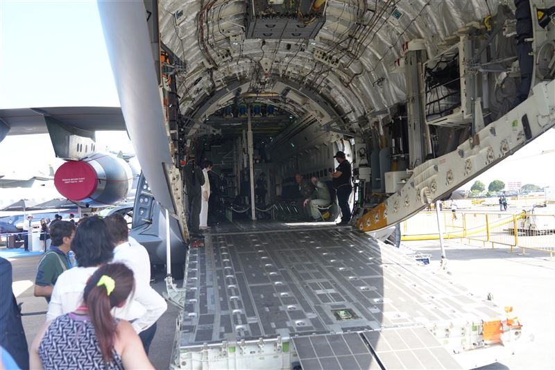 C-390運輸機首赴獅城  瞄準印太市場3