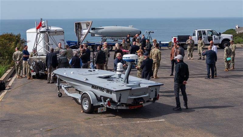 美海軍無人攻擊艇 不對稱作戰利器2