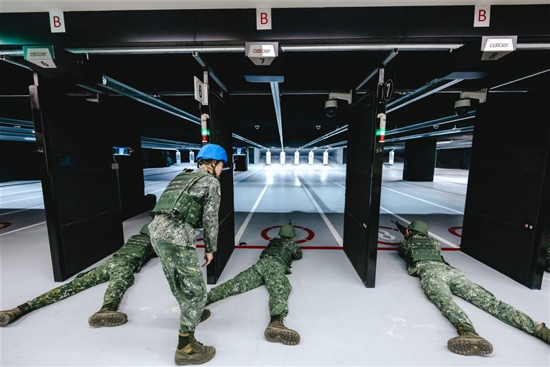 空作部25公尺室內輕兵器射擊靶場 強化作戰基礎訓練1